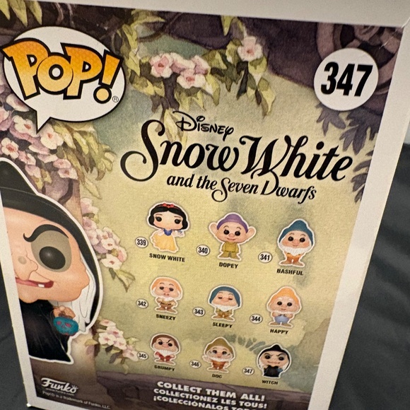 Witch Snow White Funko Pop Toys - Picture 2 of 6